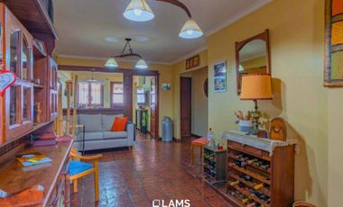 Alquiler Comercial/Porfesional - Casa 4 ambientes - Zona Guemes