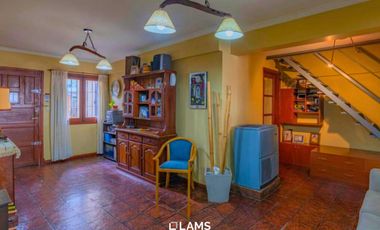 Alquiler Comercial/Porfesional - Casa 4 ambientes - Zona Guemes