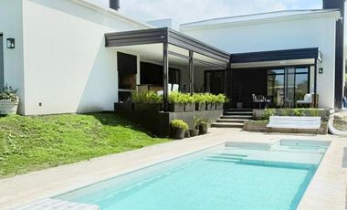 Alquiler temporada 25/26 - Casa 4 ambientes - Arenas del sur