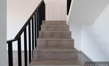 Casa en Venta de 3 Dormitorios - Cuesta de Manantiales