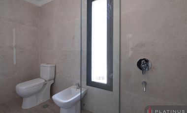 Casa en Venta de 3 Dormitorios - Cuesta de Manantiales