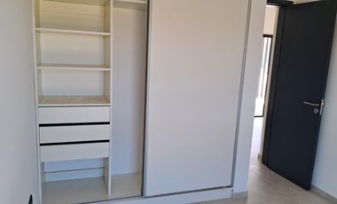 Duplex en Alquiler en Manantiales. 2 dormitorios en PB