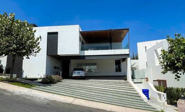 casa en venta La Loma Golf