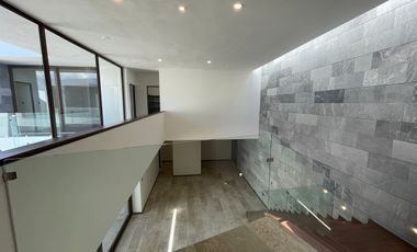 Espectacular Casa en venta La Loma Golf con alberca