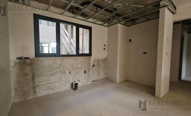 DEPARTAMENTO TIPO CASA CON TERRAZA PROPIA - SAN ISIDRO - Av. del Libertador 15300