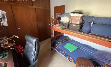 Venta de PH 3 ambientes con cochera en La Plata