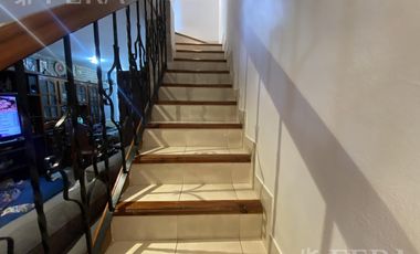 Venta de PH 3 ambientes con cochera en La Plata