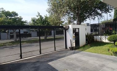 Casa en renta en solares residencial