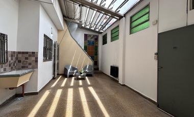 Departamento tipo PH en venta |  Mataderos | Excelente Estado