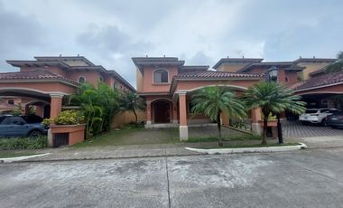 CASA EN VENTA EL DORAL COSTA SUR