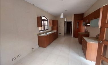 CASA EN VENTA EL DORAL COSTA SUR