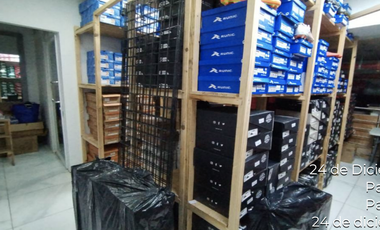 24 DE DICIEMBRE / MEGA MALL / 72M / ESPACIO AMPLIO / BODEGA / OFICINA