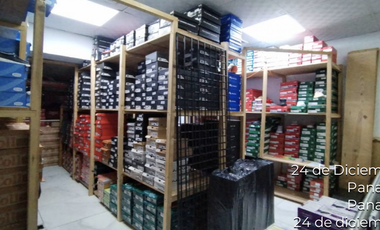 24 DE DICIEMBRE / MEGA MALL / 72M / ESPACIO AMPLIO / BODEGA / OFICINA