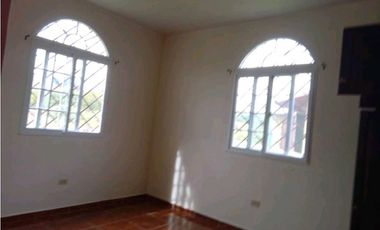 ALQUILER DE CASA EN ALTO BOQUETE 3R