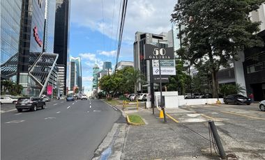 CALLE 50 / GALERIA 50 / 289M / 2 NIVEL / DIVISION / SOBRE VIA