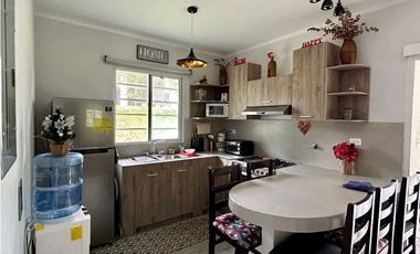 ALQUILER DE CASA AMOBLADA EN BOQUETE 2R