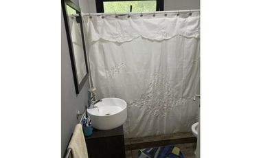 CASA 5 AMBIENTES. LA CALETA.