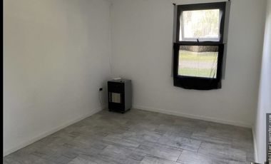 CASA 5 AMBIENTES. LA CALETA.