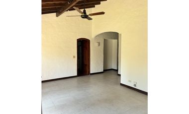 CASA VENTA LOMAS DE SAN ISIDRO HORQUETA