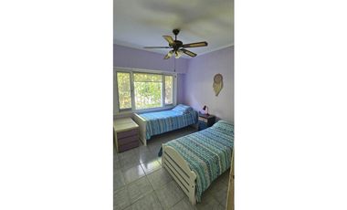 VENTA/ALQUILER - Chalet 4 amb, con piscina - Zona Bosque P.Ramos