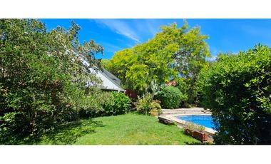 VENTA/ALQUILER - Chalet 4 amb, con piscina - Zona Bosque P.Ramos