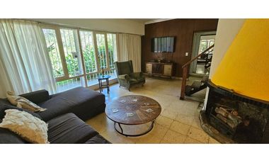 VENTA/ALQUILER - Chalet 4 amb, con piscina - Zona Bosque P.Ramos