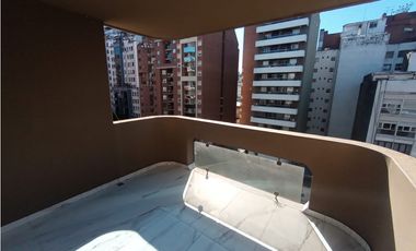 ALQ - DPTO 3 DORM - 3 BAÑOS - BALCON EXTERNO - BV CHACABUCO N° 400