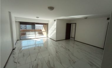 ALQ - DPTO 3 DORM - 3 BAÑOS - BALCON EXTERNO - BV CHACABUCO N° 400