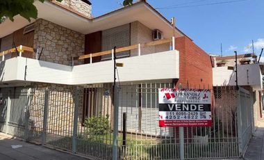 Chalet en venta en Quilmes Oeste Centro