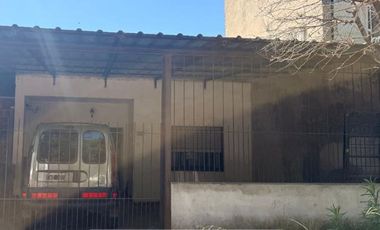 Casa en venta en Merlo Sur