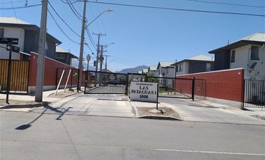 Casa en Arriendo en Camino Las Flores con Larapinta Poniente