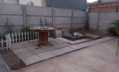 Casa en Arriendo en Camino Las Flores con Larapinta Poniente