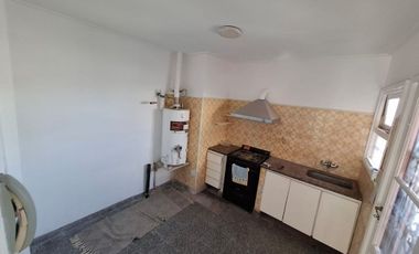 ALQUILER PH 24 MESES 3 AMBIENTES A LA CALLE