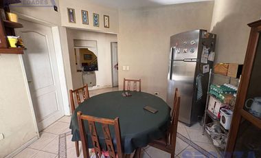 Venta de Casa 5 ambientes con pileta en Los Polvorines Apta Credito