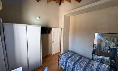 Venta de Casa 5 ambientes con pileta en Los Polvorines Apta Credito