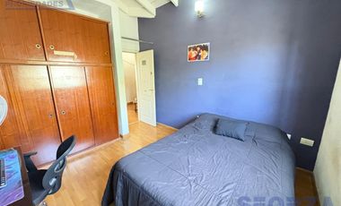 Venta de Casa 5 ambientes con pileta en Los Polvorines Apta Credito
