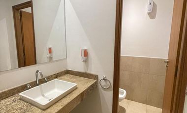 RETASADA!!!!!!!IMPECABLE Oficina Centro Uruguay Norte excelente imagen corporativa.