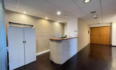 RETASADA!!!!!!!IMPECABLE Oficina Centro Uruguay Norte excelente imagen corporativa.