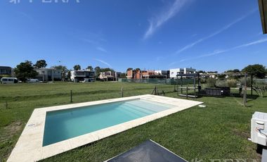 Alquiler de Casa 4 ambientes con piscina en Greenville Polo and Resort - Hudson