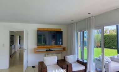 Alquiler temporada 25/26 - Casa 5 ambientes - Barrio Rumenco