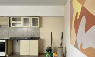 DEPARTAMENTO 2 AMBIENTES  CON TERRAZA  PROPIA