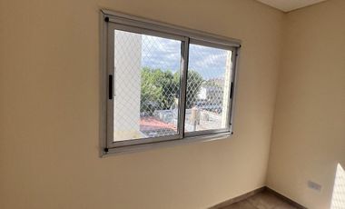 DEPARTAMENTO 2 AMBIENTES  CON TERRAZA  PROPIA