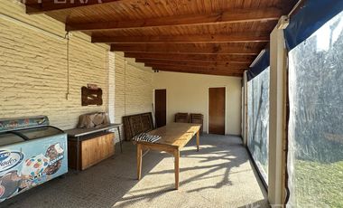 Venta de PH 3 ambientes con quincho en Bernal