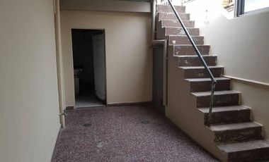 Alquilo casa de dos dormitorios