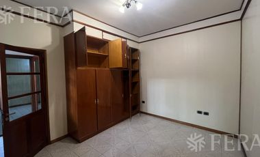 Alquiler de PH 3 ambientes con terraza en Villa Dominico