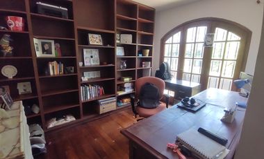 Casa en  VENTA -  4 dormitorios - Beccar