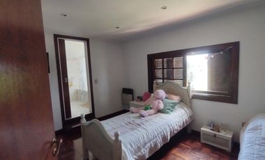 Casa en  VENTA -  4 dormitorios - Beccar