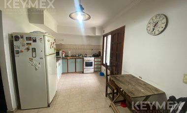 Casa tipo Chalet en Temperley Oeste