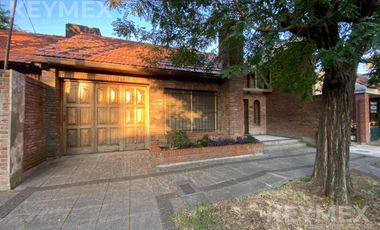 Casa tipo Chalet en Temperley Oeste