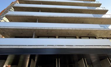 Departamento 2 ambientes a estrenar. Cochera. La Lucila.